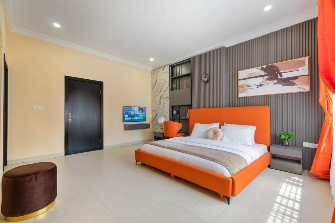 4 bedroom apartment
